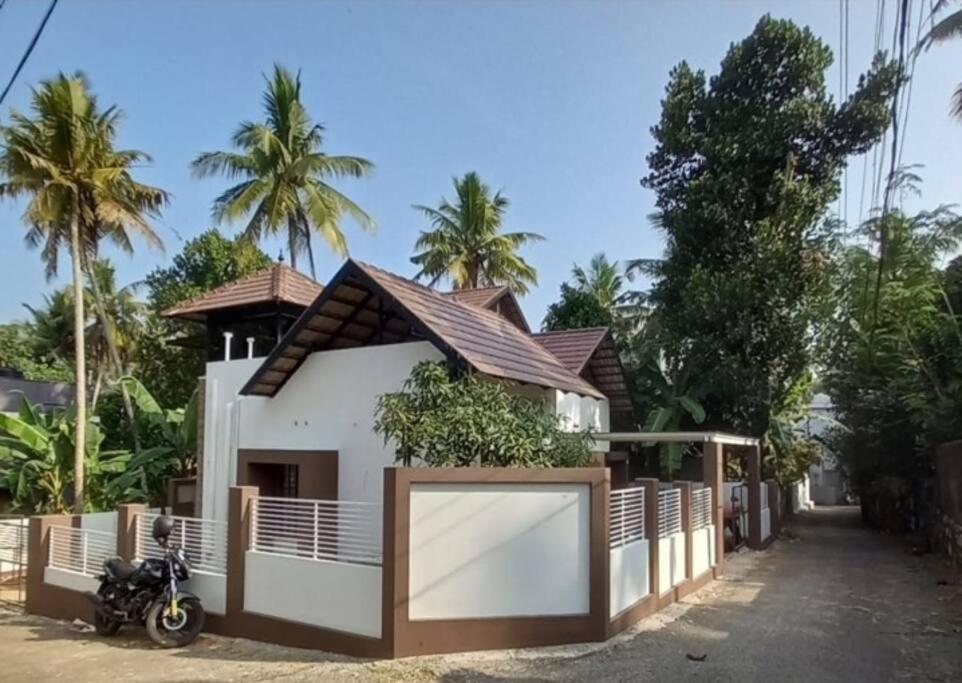 Eka Homes 3Bhdk Villa Thiruvananthapuram Eksteriør billede